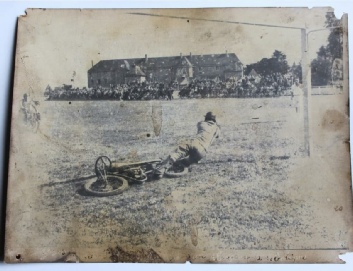 motoball 1930 photo.pdf